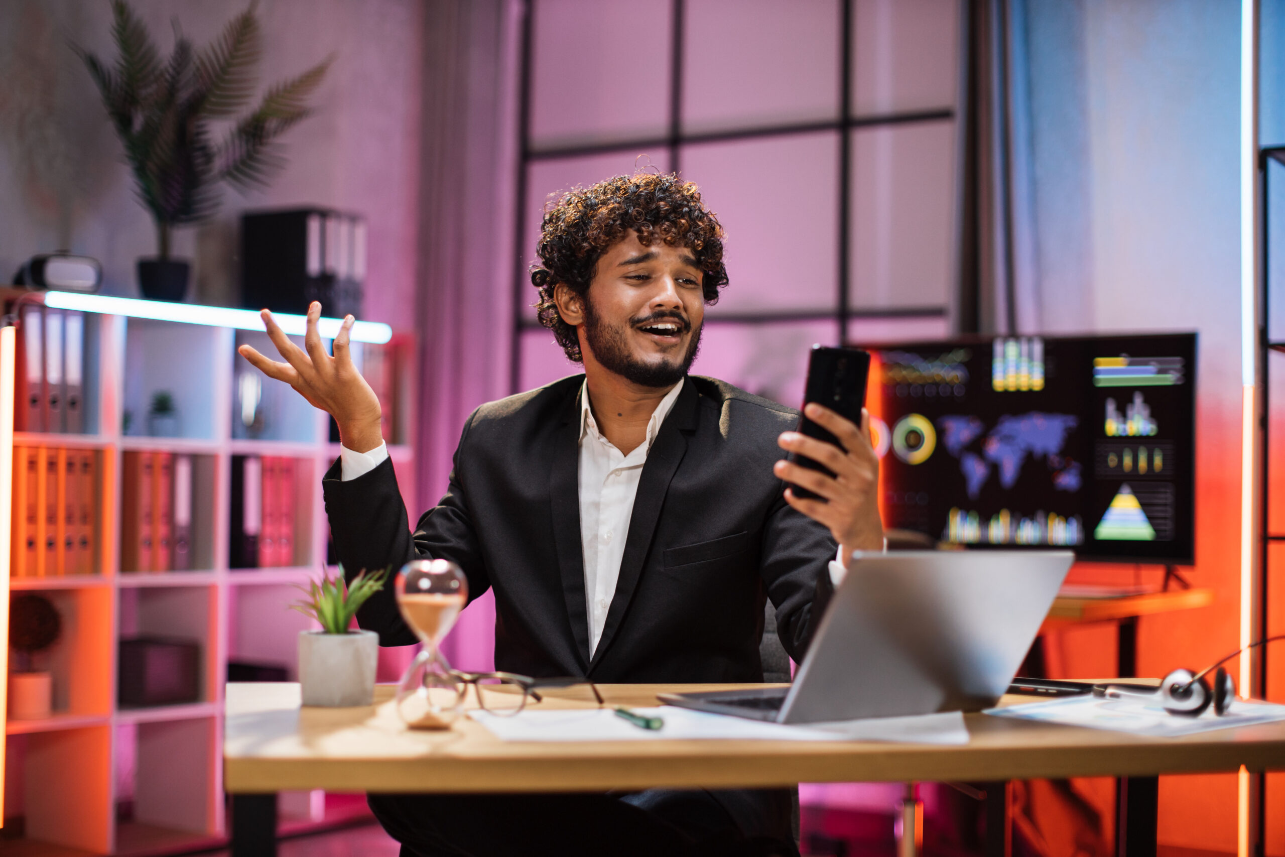 Maximizing Your Reach: The Benefits of Buying Social Media Followers